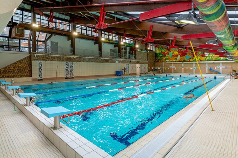 Comment réserver votre créneau à la piscine Bernard Lafay pour l&rsquo;été ?