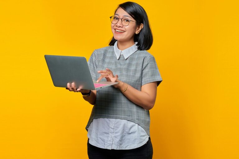 Comment utiliser la carte Top Dép&rsquo;Art pour optimiser les dépenses professionnelles ?