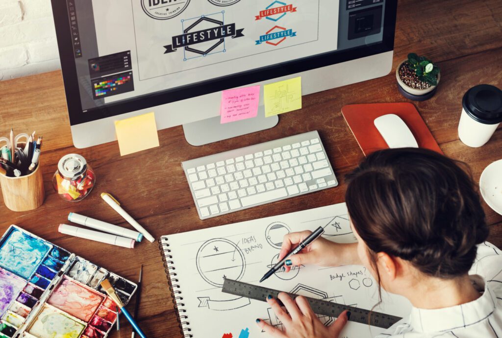 Formation d’illustratrice : Guide complet pour débuter dans le métier