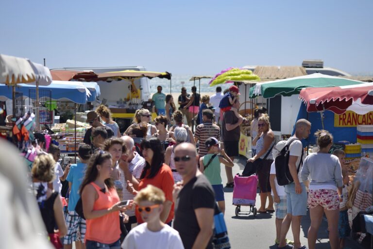 Marché de Leucate : guide incontournable pour les amateurs de produits locaux