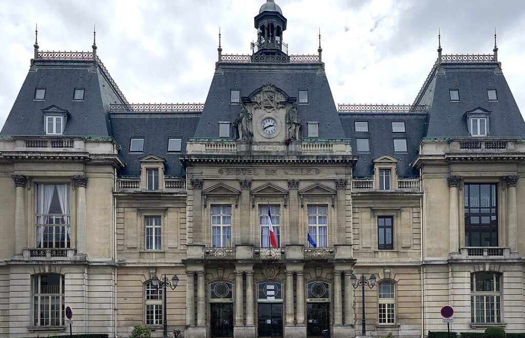Trouver son chemin dans le Val de Marne : quels sont les codes postaux clés ?