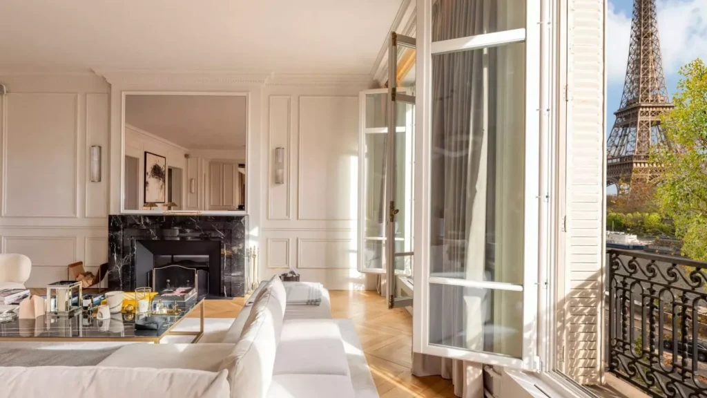 Comment le code postal de Versailles influence-t-il le marché immobilier local ?