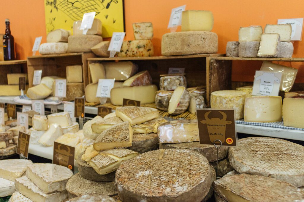 Découvrir les marchés de Clermont-Ferrand : un guide complet pour les amateurs de produits locaux