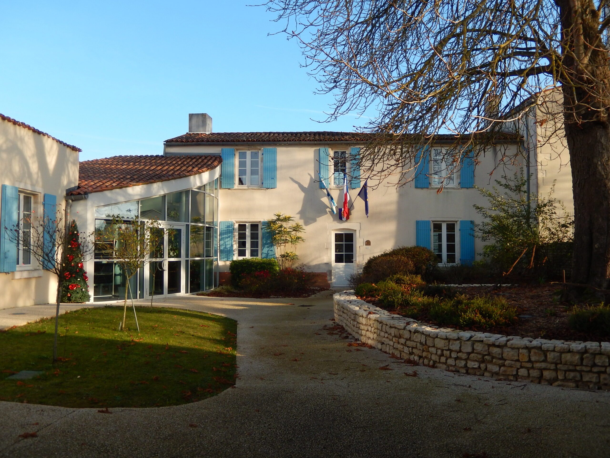 Mairie de Longèves en Charente-Maritime
