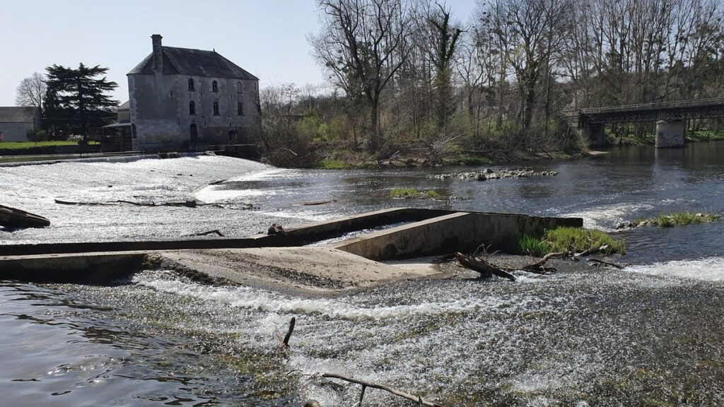 Vue pittoresque de la commune de Nalliers dans le département de la Vendée