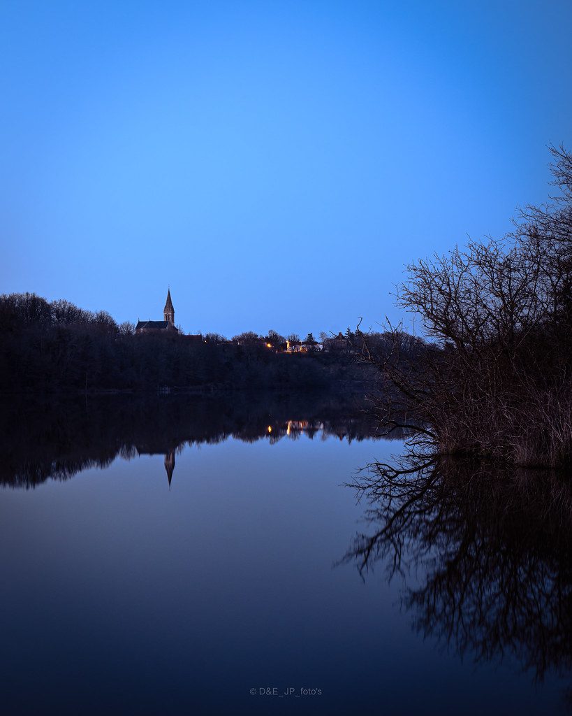 Vue du village de Péault avec son environnement typique de Vendée