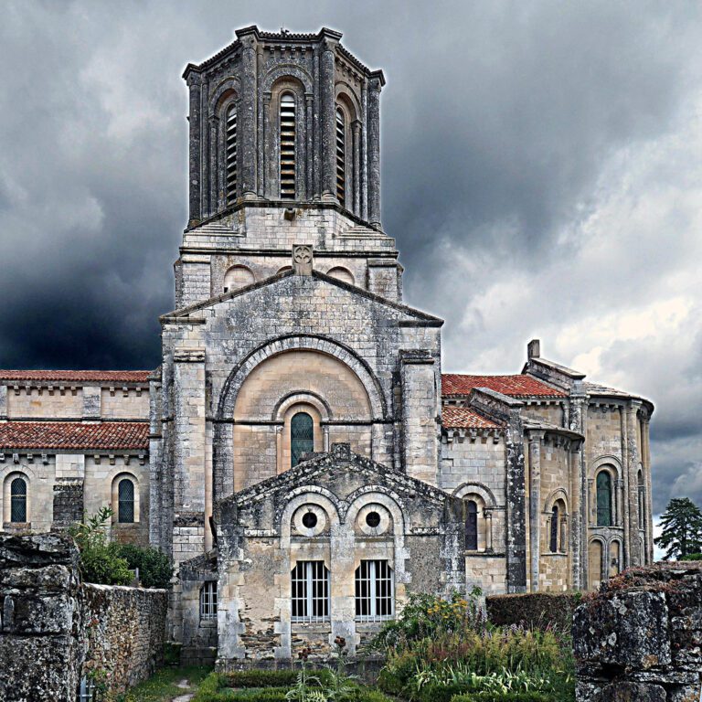 Vue panoramique du village de Saint-Hilaire-de-Voust en Vendée