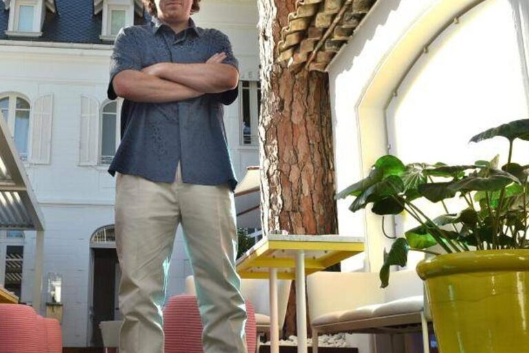 Comment le marché de Bandol influence-t-il l&rsquo;économie locale ?
