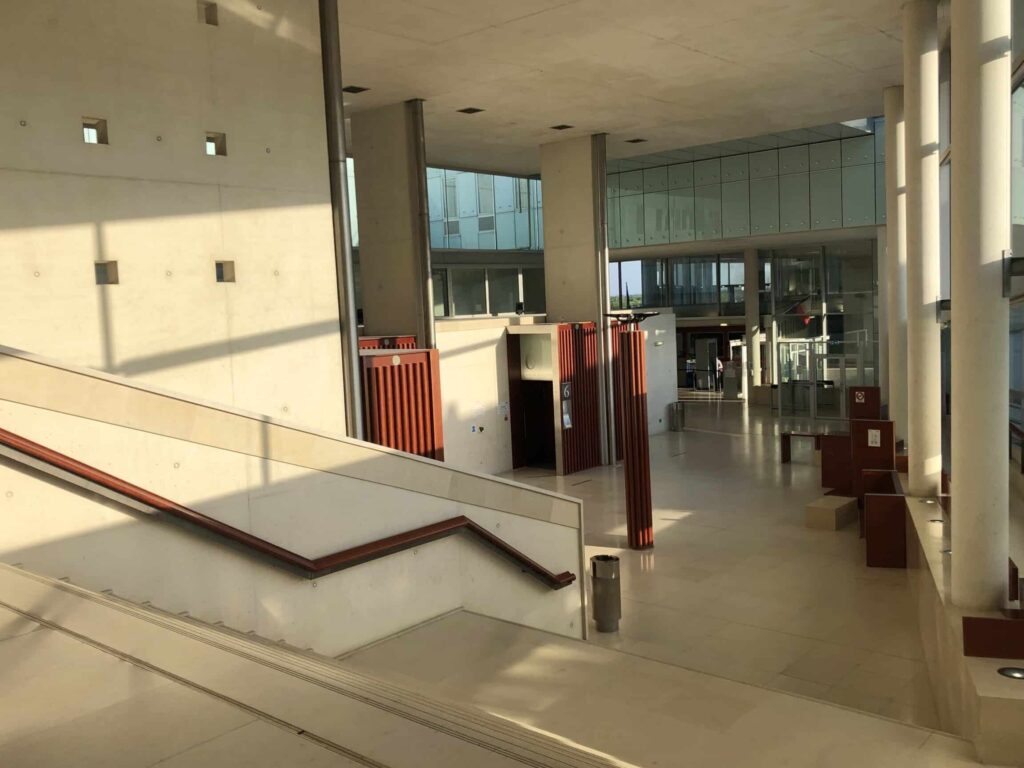 Comment se préparer pour une audience au tribunal de Pontoise ?